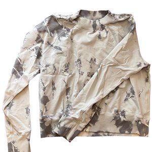 Lululemon Ready to Roll Crew